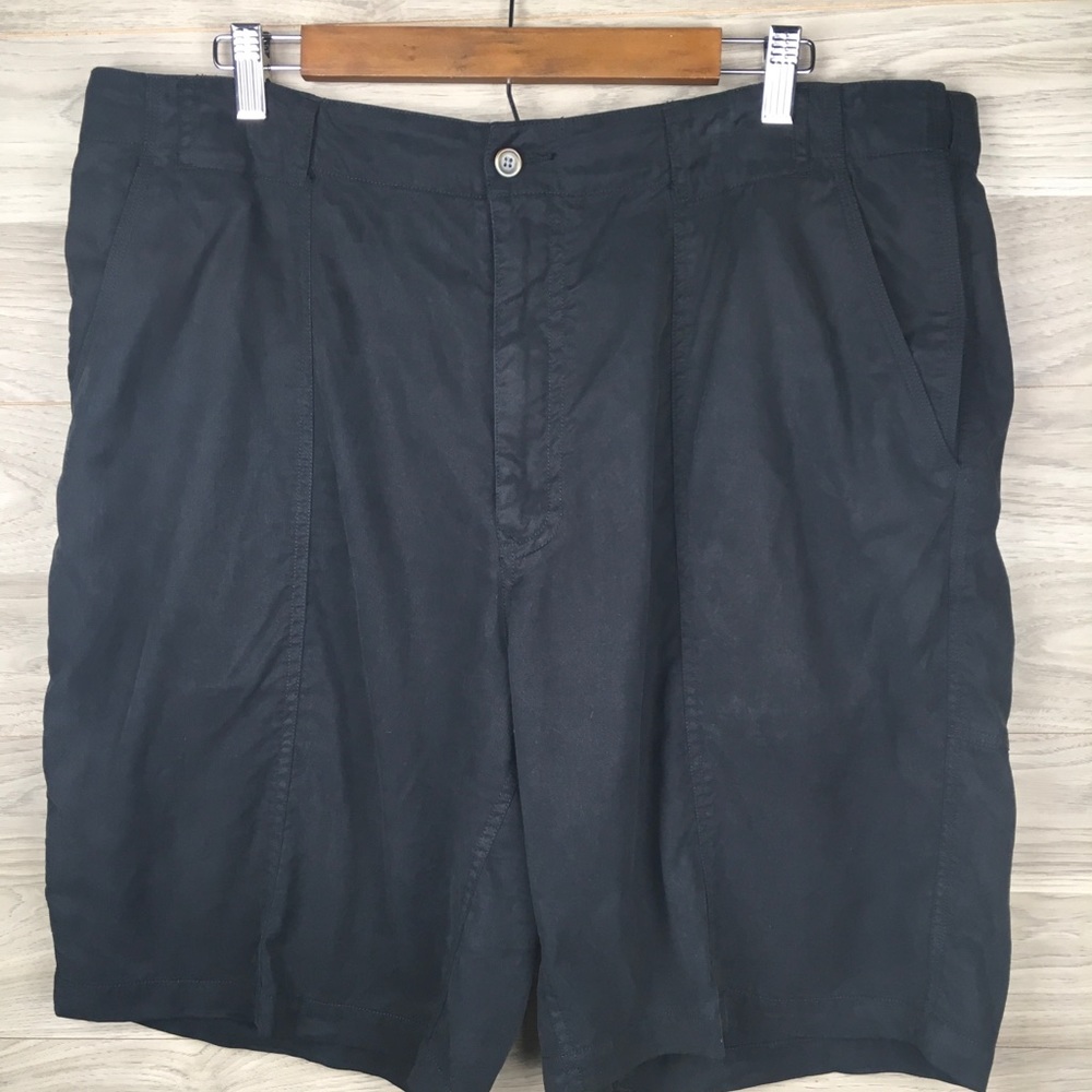 Tommy Bahama Men’s 40x9 Lyocell/Cotton Blend Flatfront Shorts Black